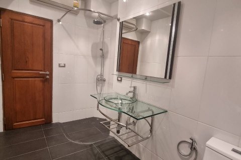 Condominio de 3 dormitorios en Pattaya, Tailandia № 80121 - foto 24