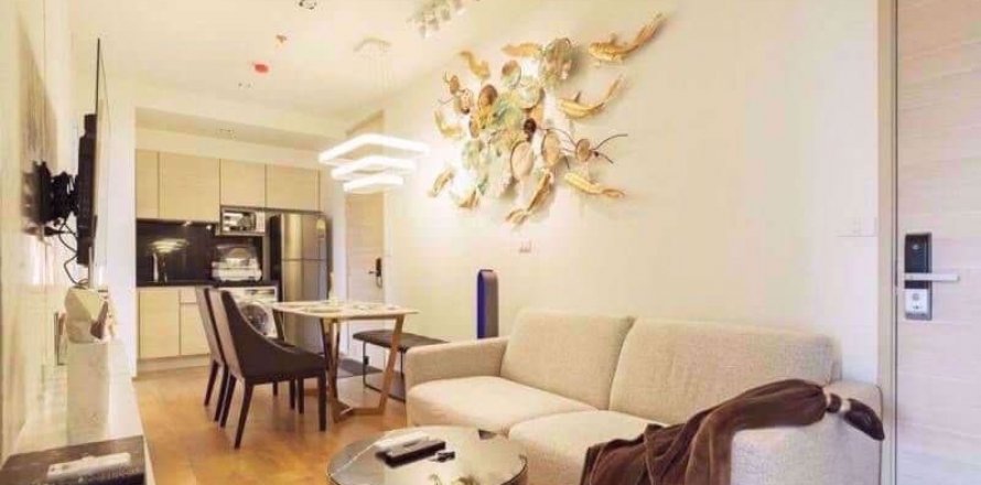 Condominio de 2 dormitorios en Bangkok, Tailandia en Park Origin Phromphong  № 78367