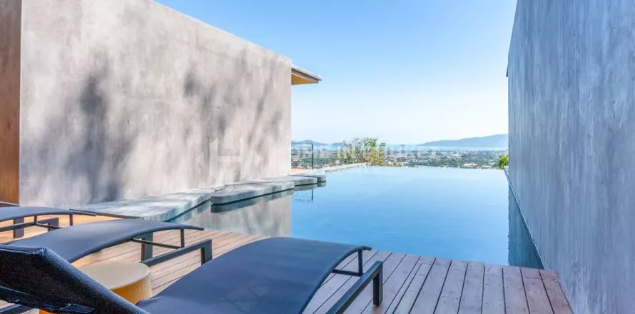 Casa de 5 dormitorios en Chalong, Tailandia № 132014