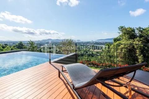 Casa de 5 dormitorios en Chalong, Tailandia № 132014 - foto 15