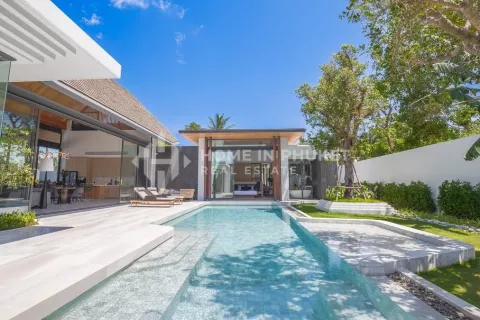 Casa de 4 dormitorios en Phuket, Tailandia № 130857 - foto 5