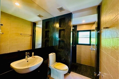 Haus in Pattaya, Thailand 3 Schlafzimmer № 130210 - Foto 12