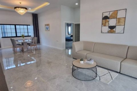 Villa in Pattaya, Thailand 4 Schlafzimmer № 121123 - Foto 3