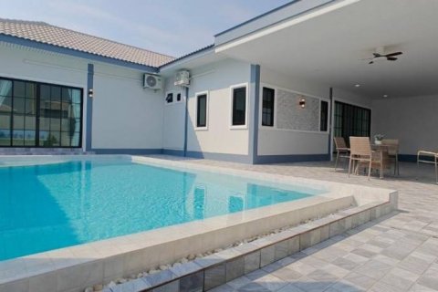 Villa in Pattaya, Thailand 4 Schlafzimmer № 121123