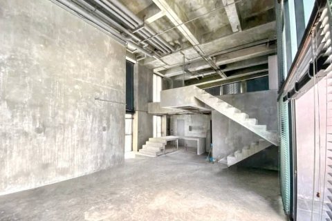 Dúplex de 4 dormitorios en Bangkok, Tailandia № 121125 - foto 5