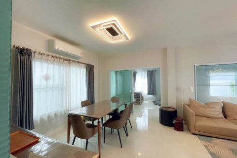 Casa de 5 dormitorios en Phuket, Tailandia № 121122 - foto 3