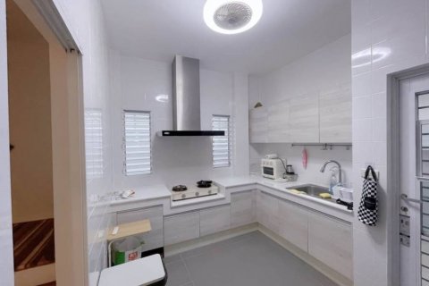Casa de 5 dormitorios en Phuket, Tailandia № 121122 - foto 5