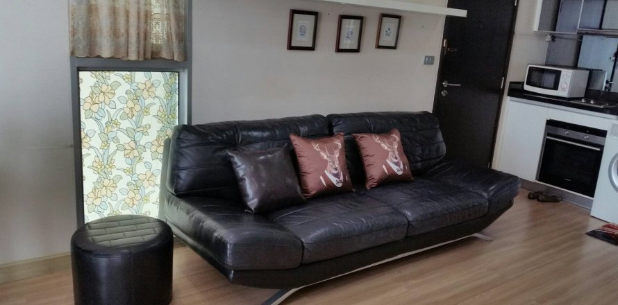 Condominio de 1 dormitorio en Phra Khanong, Bangkok, Tailandia № 144063
