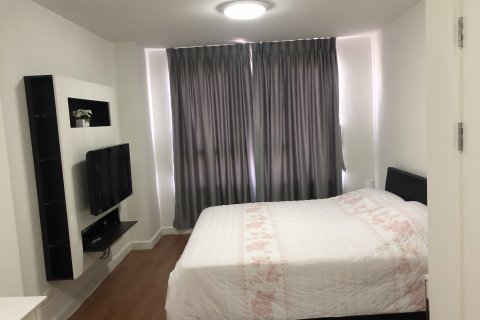 Condominio de 1 dormitorio en Bangkok, Tailandia № 144062 - foto 9