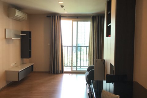 Condominio de 2 dormitorios en Bangkok, Tailandia № 144060 - foto 2