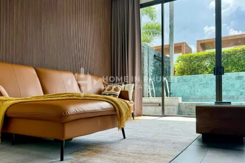 Casa de 2 dormitorios en Chalong, Tailandia № 131309 - foto 5
