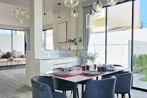 Casa de 4 dormitorios en Kathu, Tailandia № 131307 - foto 12