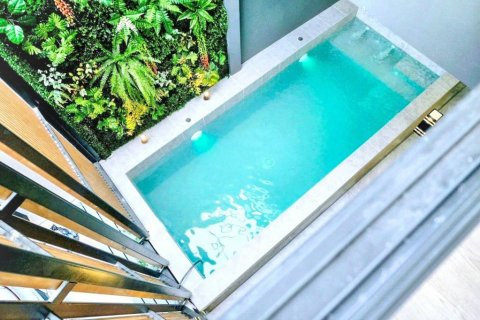 Chalet de 3 dormitorios en Bangkok, Tailandia № 124750 - foto 3