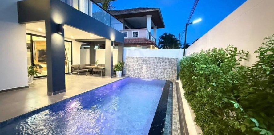 Chalet de 6 dormitorios en Pattaya, Tailandia № 125902
