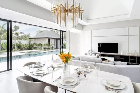 Casa de 4 dormitorios en Phuket, Tailandia № 130933 - foto 4