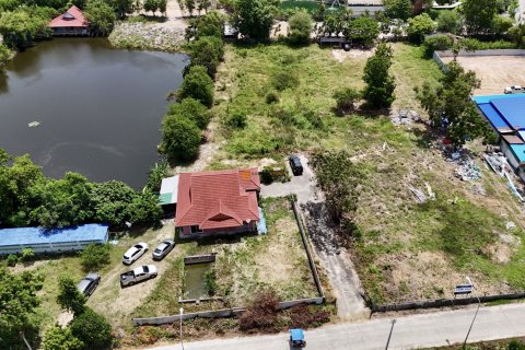 Terreno en Chonburi, Tailandia № 132139 - foto 5