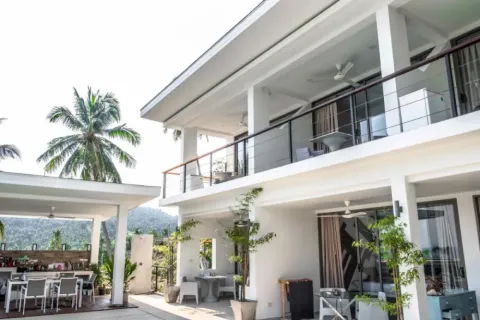 Villa sur Chaweng Beach, Ko Samui, Thaïlande 4 chambres № 107274