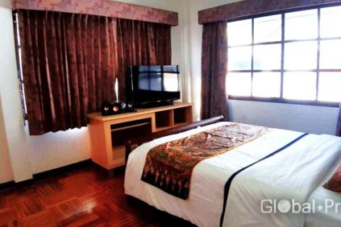 Haus in Pattaya, Thailand 7 Schlafzimmer № 104974 - Foto 11