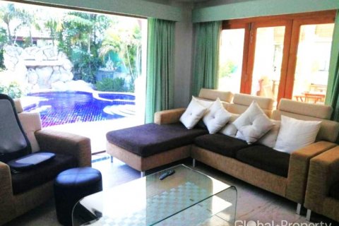 Haus in Pattaya, Thailand 7 Schlafzimmer № 104974 - Foto 12