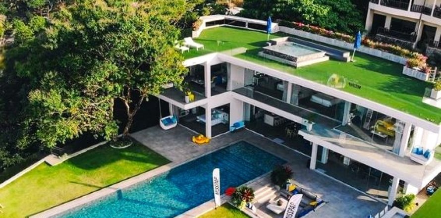 House in Phuket, Thailand 5 bedrooms № 104975