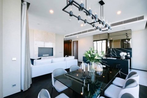 คอนโดมิเนียมในคลองเตย, กรุงเทพฯ, ประเทศไทย, 3 ห้องนอน № 123961
