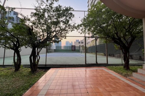 Eigentumswohnung in Watthana, Bangkok, Thailand, 4 Schlafzimmer  № 123960 - Foto 16