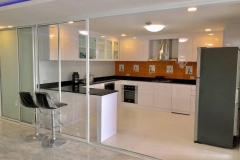 Eigentumswohnung in Watthana, Bangkok, Thailand, 4 Schlafzimmer  № 123960 - Foto 7