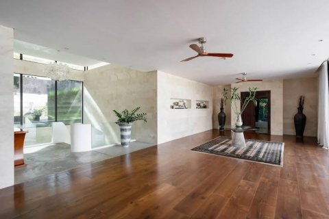 Chalet de 6 dormitorios en Phuket, Tailandia № 123963 - foto 4