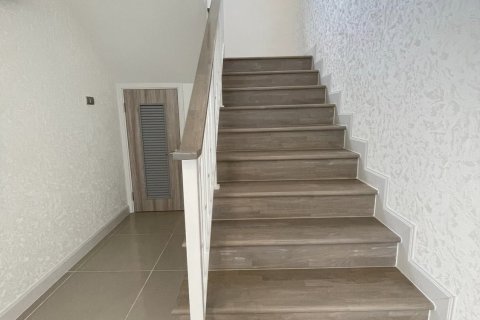 House in Bangkok, Thailand 4 bedrooms № 82820 - photo 5