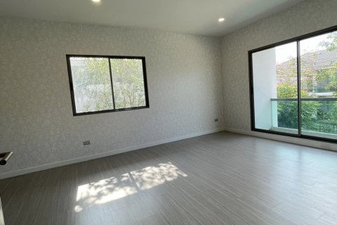 House in Bangkok, Thailand 4 bedrooms № 82820 - photo 14