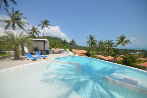 Casa de 5 dormitorios en Ko Samui, Tailandia № 82821 - foto 13