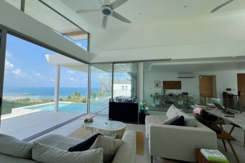 Villa in Surat Thani, Thailand 3 bedrooms № 124397 - photo 10