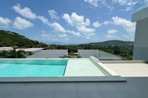 Chalet de 4 dormitorios en Surat Thani, Tailandia № 124393 - foto 4
