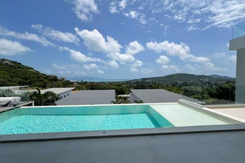 Chalet de 4 dormitorios en Surat Thani, Tailandia № 124393 - foto 5