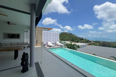 Chalet de 4 dormitorios en Surat Thani, Tailandia № 124393 - foto 3