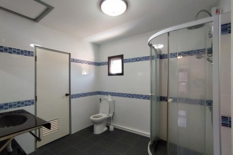 House in Pattaya, Thailand 4 bedrooms № 125617 - photo 13