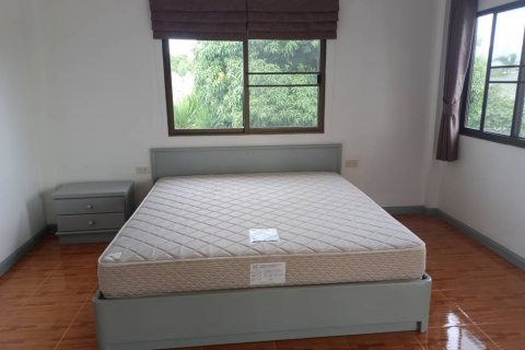 House in Pattaya, Thailand 4 bedrooms № 125617 - photo 17