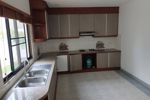 House in Pattaya, Thailand 4 bedrooms № 125617 - photo 8