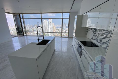 คอนโดมิเนียมในสาทร, กรุงเทพฯ, ประเทศไทย, 2 ห้องนอน № 123911 - รูปถ่าย 11