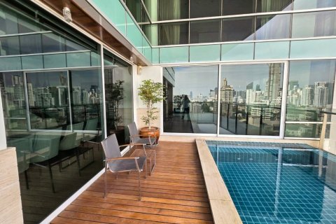 Eigentumswohnung in Watthana, Bangkok, Thailand, 3 Schlafzimmer № 123910 - Foto 9