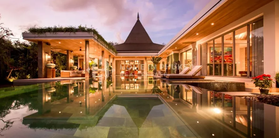 Casa de 4 dormitorios en Phuket, Tailandia № 131172