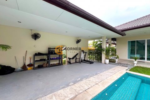 Estudio en Bang Lamung, Tailandia № 120998 - foto 3
