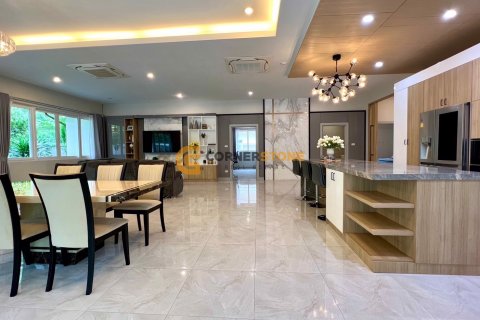 Estudio en Bang Lamung, Tailandia № 120998 - foto 9