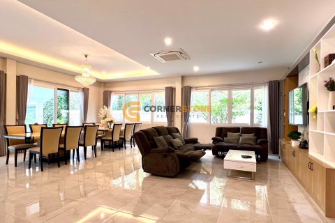 Estudio en Bang Lamung, Tailandia № 120998 - foto 14