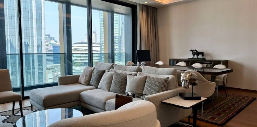 Condo à Khlong Toei, Bangkok, Thaïlande, 2 chambres  № 132982