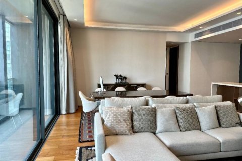 Condo à Khlong Toei, Bangkok, Thaïlande, 2 chambres  № 132982 - photo 4
