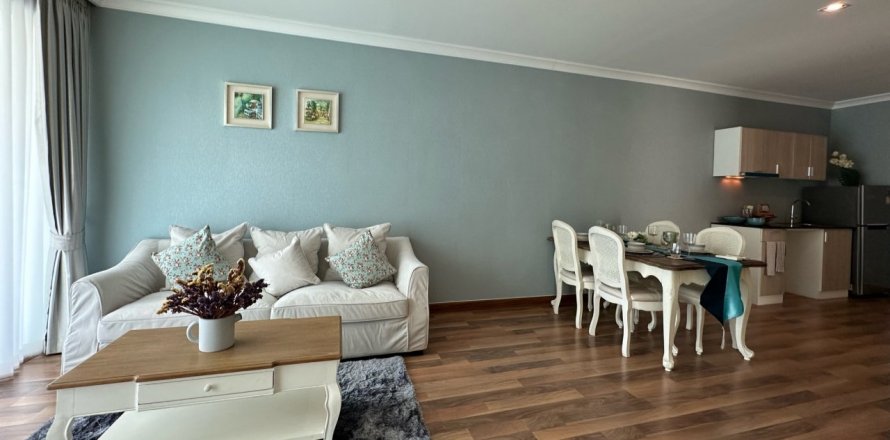 Apartment in Hua Hin, Thailand 2 bedrooms № 102096