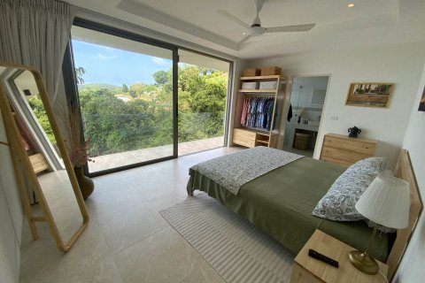 Casa de 3 dormitorios en Ko Samui, Tailandia № 123383 - foto 16