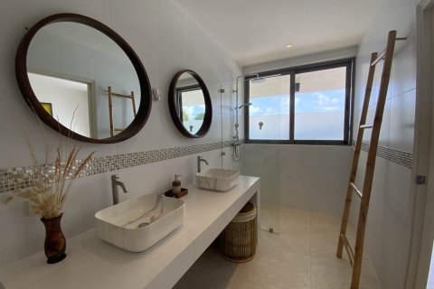Casa de 3 dormitorios en Ko Samui, Tailandia № 123383 - foto 22