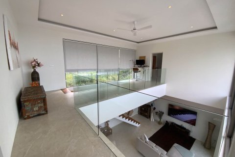 Casa de 3 dormitorios en Ko Samui, Tailandia № 123383 - foto 15